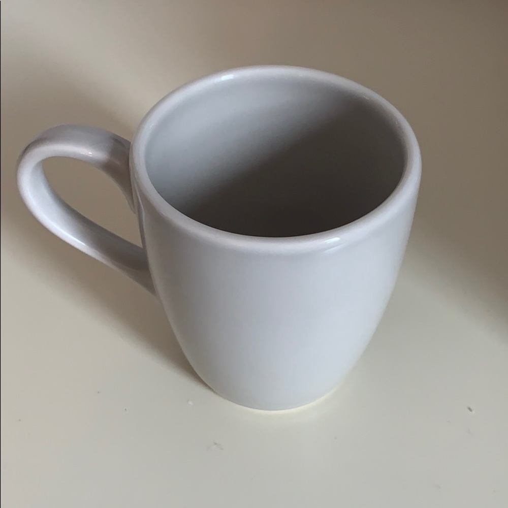 Light grey ceramic mug